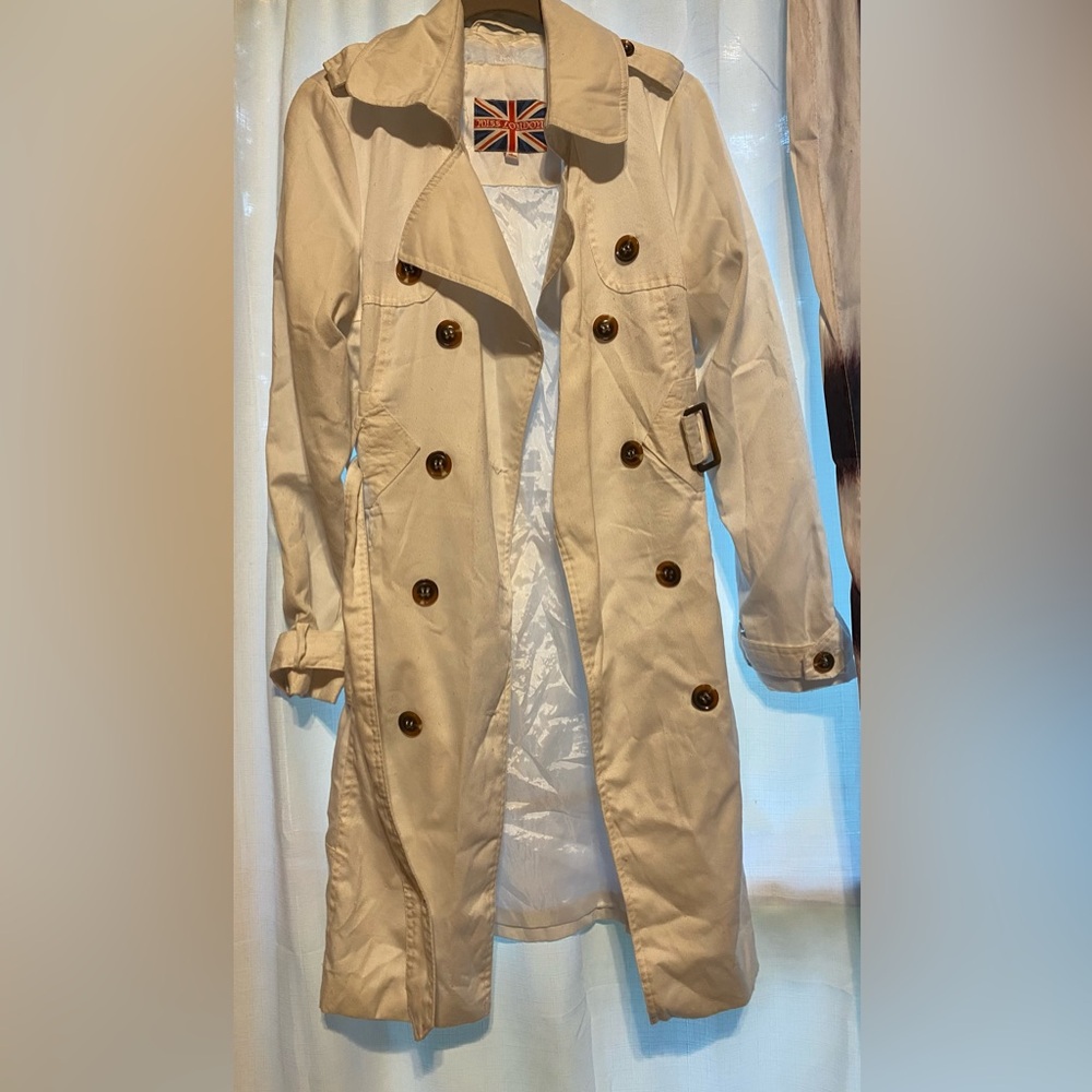 Miss London White Trench Coat with Belt